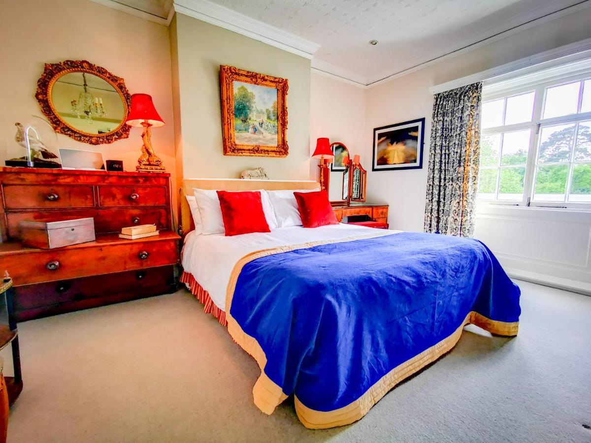 Burton  Cedar House Boutique B&B מראה חיצוני תמונה
